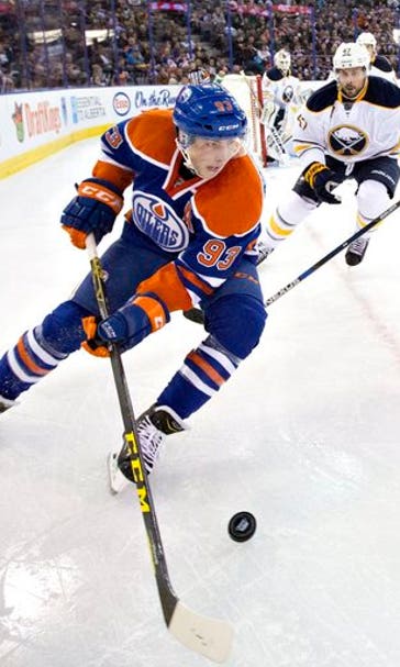 McDavid leads Edmonton Oilers into new era with new arena